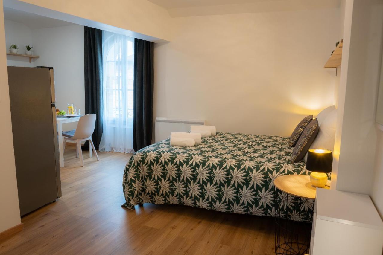 Le Petit Leon Apartment Chalons-en-Champagne Exterior photo